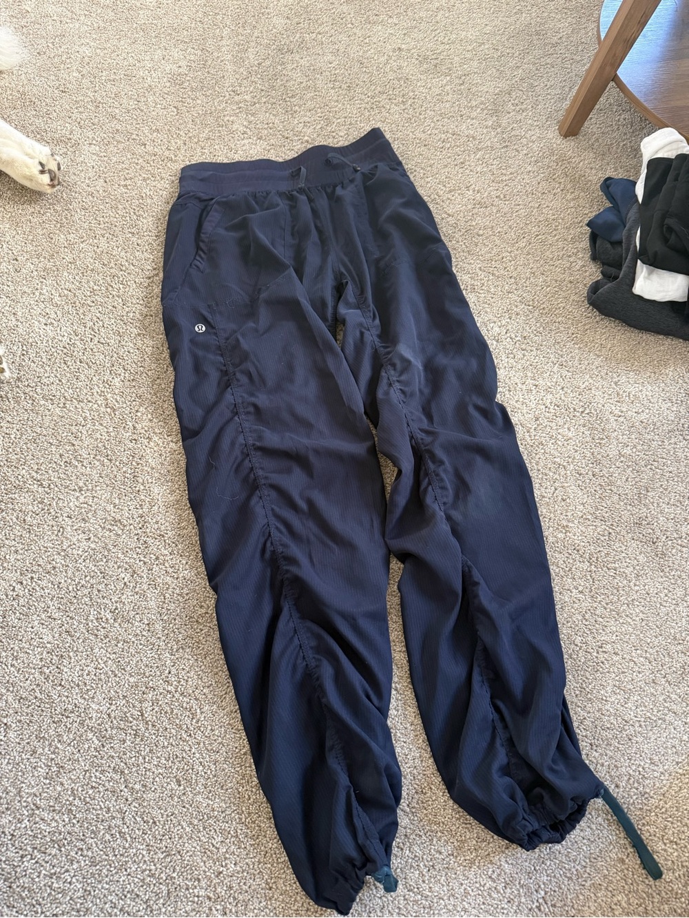 lululemon athletica women’s Navy Drawstring Jogger Pants